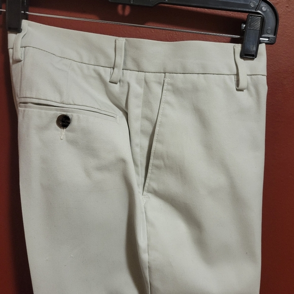 AMAZON ESSENTIAL CLASSIC PANTS SIZE 30W X 32L - Picture 3 of 9